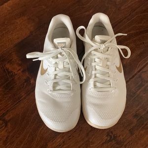 Nine Metcon Shoes Size 7